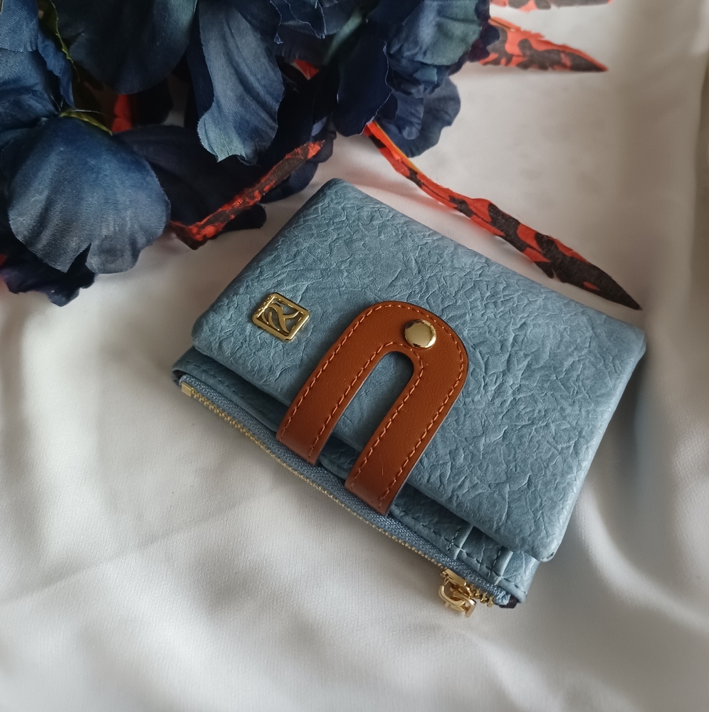 Textured Blue and Brown Mini Wallet - Picture 4 of 14